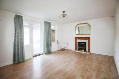 Living Room 2.JPG