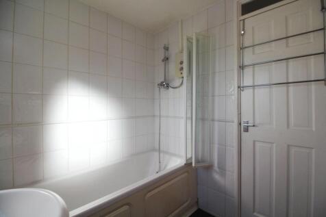 Bathhroom.JPG