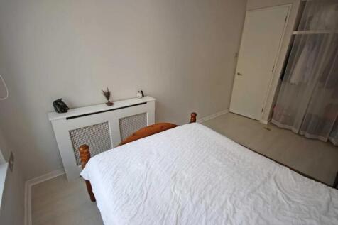 Master Bedroom 3.jpg