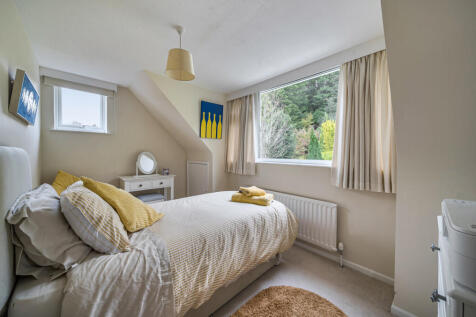 1374817-17-690352...