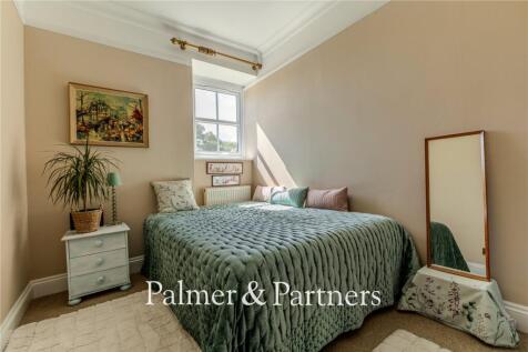 Guest Bedroom