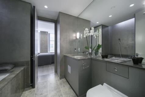bathroom (1).jpg