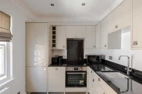 3 26 Morwell Street-