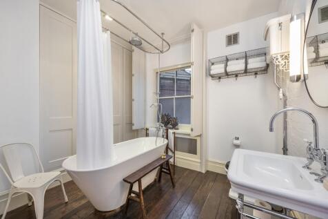 bathroom (4).jpg