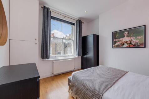 BEDROOM 1 a.jpg