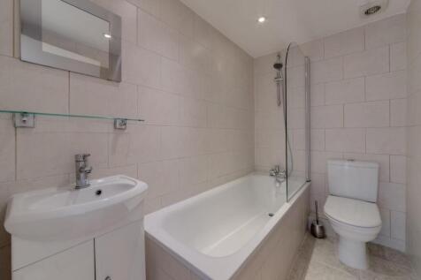 BATHROOM 1.jpg
