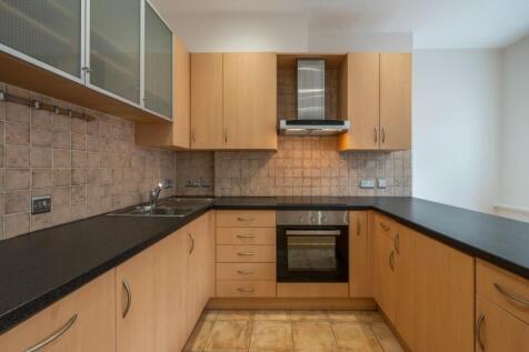 kitchen (2).jpg