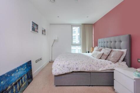 BEDROOM 2 a.jpg