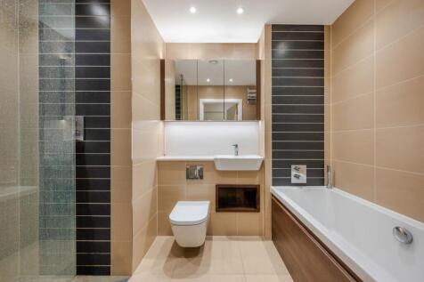 BATHROOM 1.jpg