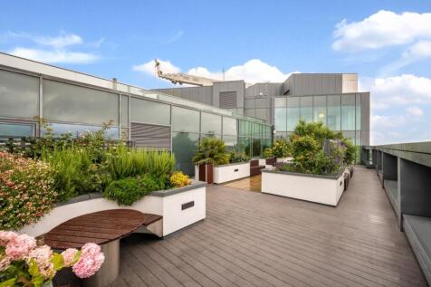 BALCONY 1.jpg