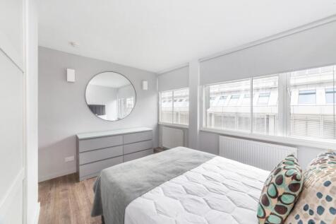 bedroom (3).jpg