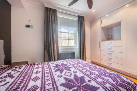 BEDROOM 1.jpg