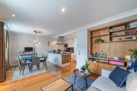 RECEPTION &amp; KITCHEN