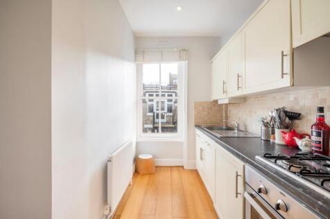 kitchen (1).jpg