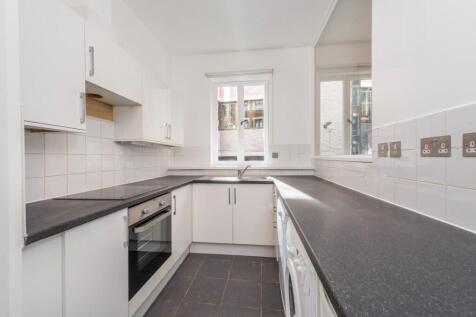 kitchen (2).jpg