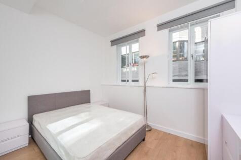 bedroom (2).jpg