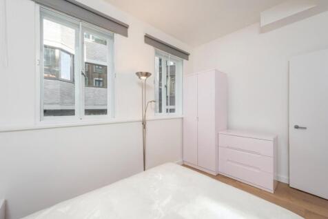 bedroom (1).jpg