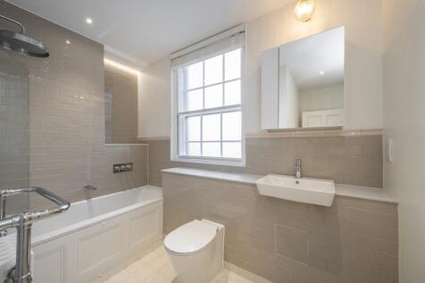 bathroom (1).jpg