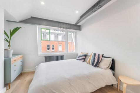 bedroom (4).jpg