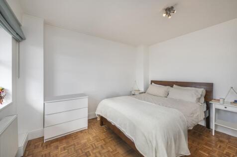 bedroom (1).jpg