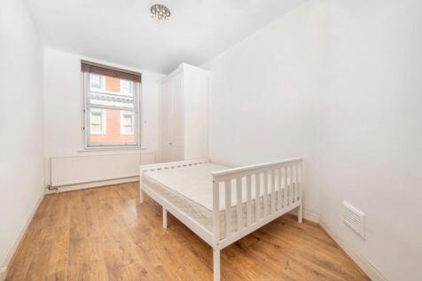 BEDROOM 1 a.jpg