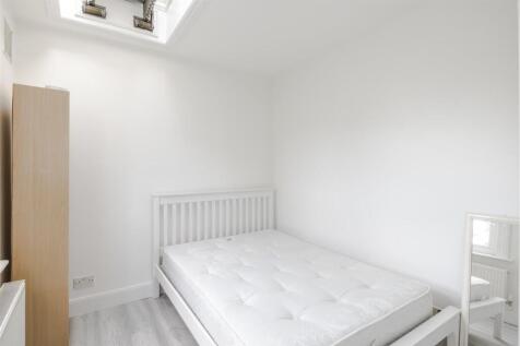 Bed-1.jpg
