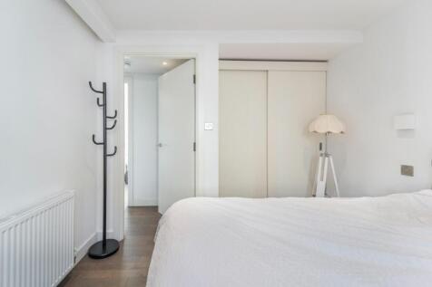 bedroom (3).jpg