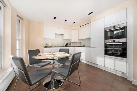 KITCHEN 2.jpg
