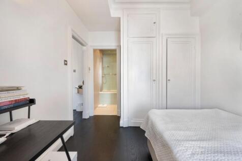 BEDROOM 1 b.jpg