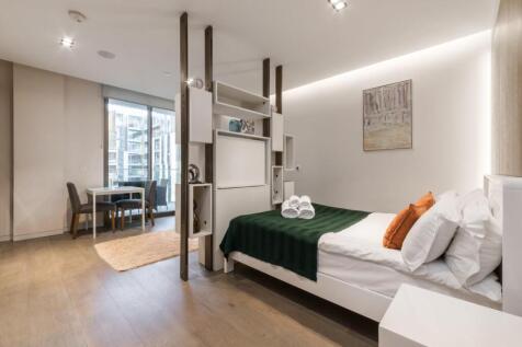BEDROOM 1.jpg