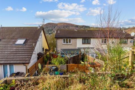 Glan-Y-FFordd-15.jpg