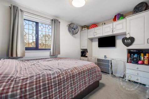 Cresswell-Close-11.jpg