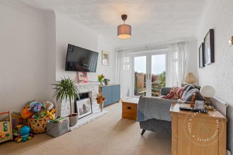 Carisbrooke-Way-10.jpg