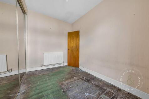Talygarn-Street-04.jpg