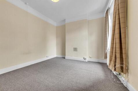 Albany-Road-First-Floor-06.jpg