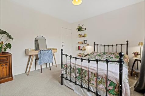 Acorns RS (27).jpg