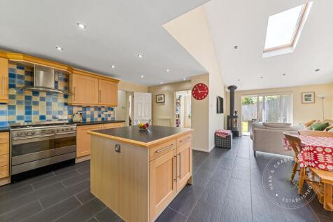 Cottage-Close-32.jpg