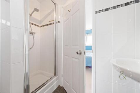 Cottage-Close-07.jpg