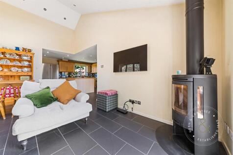 Cottage-Close-26.jpg