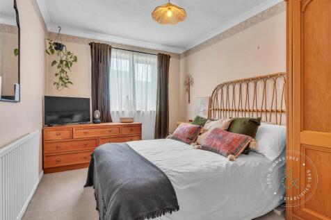 Alderwood-Close-01.jpg