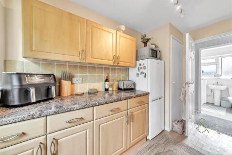 Alderwood-Close-08.jpg