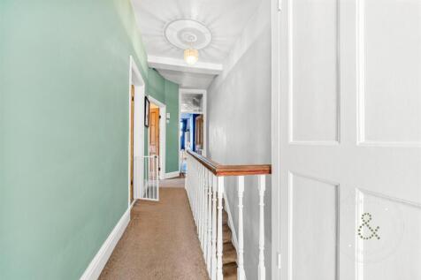 Summerfield-Avenue-04.jpg