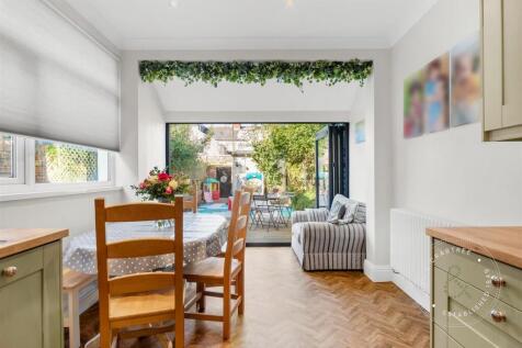 Summerfield-Avenue-22.jpg