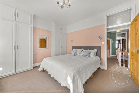 Summerfield-Avenue-02.jpg