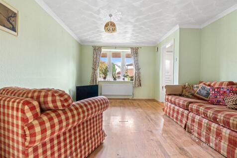 Maes Y Crochan, St Mellons, Cardiff (11).jpg