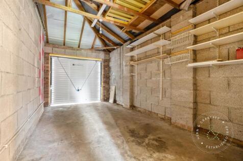 Maes Y Crochan, St Mellons, Cardiff (21).jpg