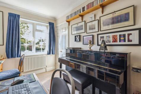 Property Image 9