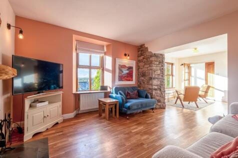 26 Oubas Hill (14 of 37).jpg