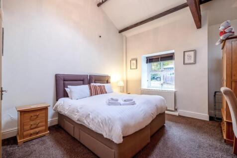 2 Croft Cottage &amp; Studio