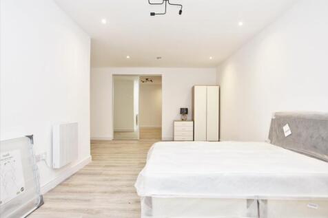 Bedroom.jpg